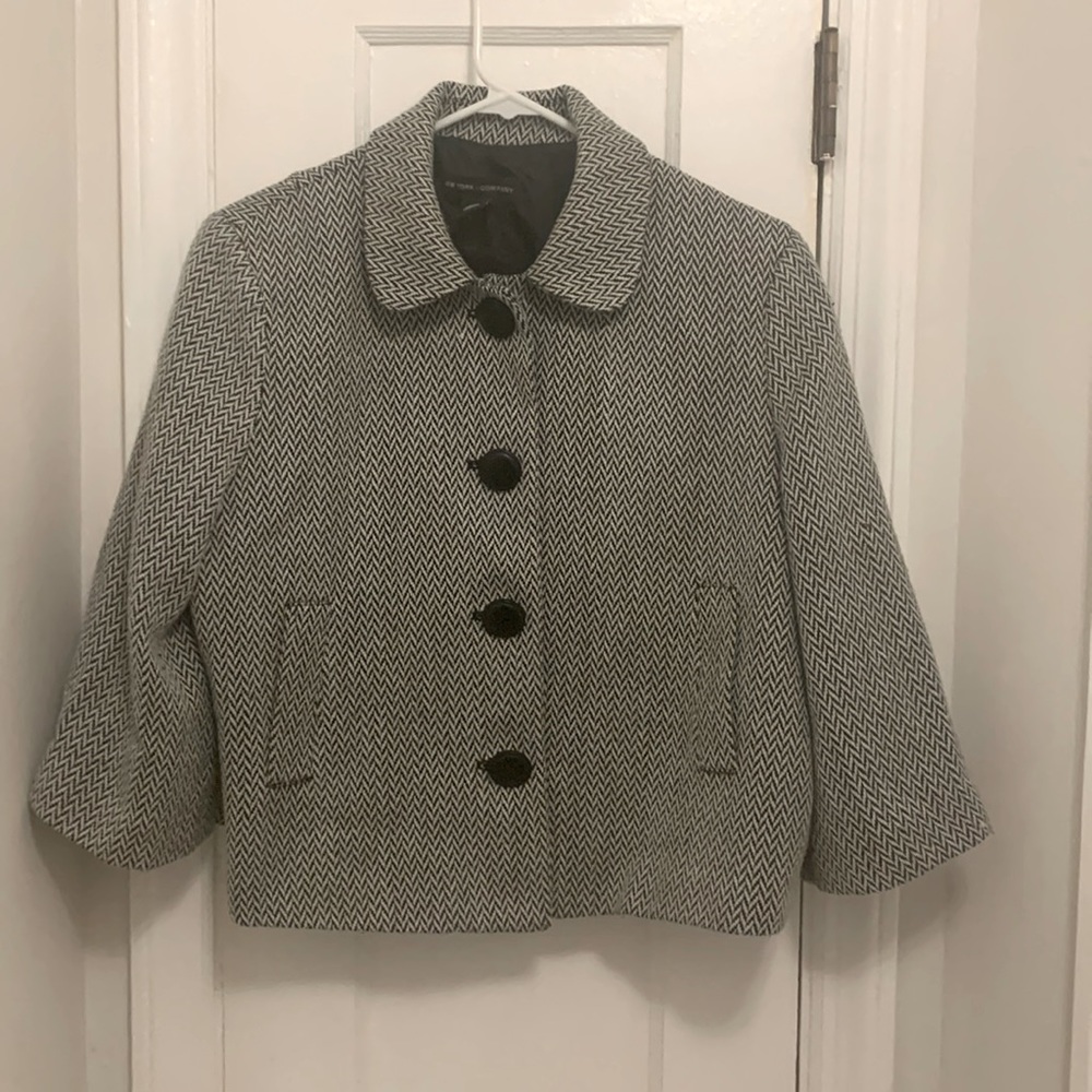 Black and White Short Blazer 100% Polyester Machine Wahable